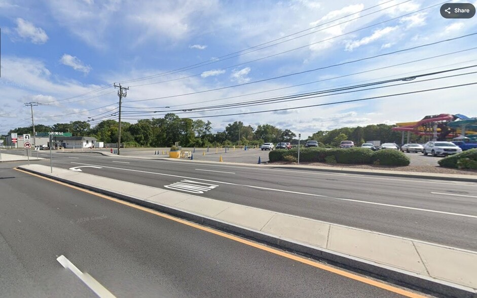 Primary Photo Of 3037 Cranberry Hwy, East Wareham Service Station For Lease