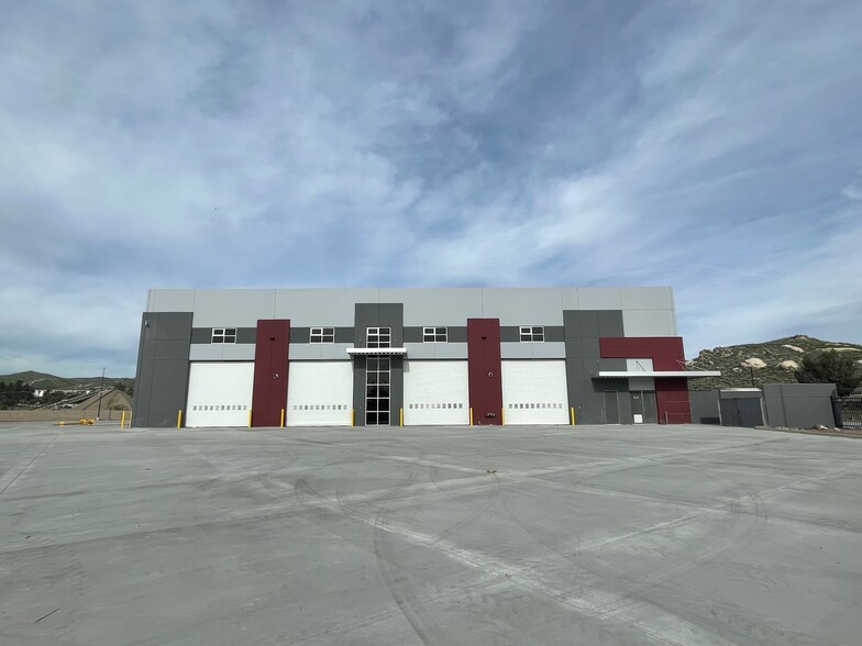 Primary Photo Of 5600 Market St, Jurupa Valley Manufacturing For Sale