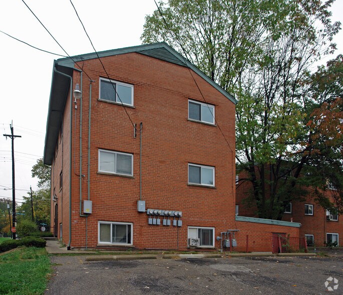 More Photos Of 8400-8414 Anthony Wayne Ave, Cincinnati Apartments For Sale