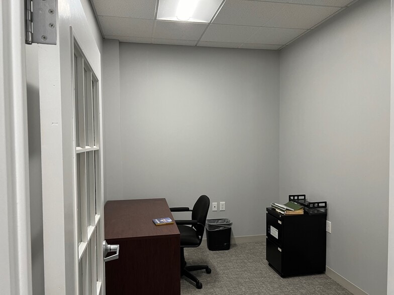 More Photos Of 5000 Lawndale Ave, Baltimore Office For Lease