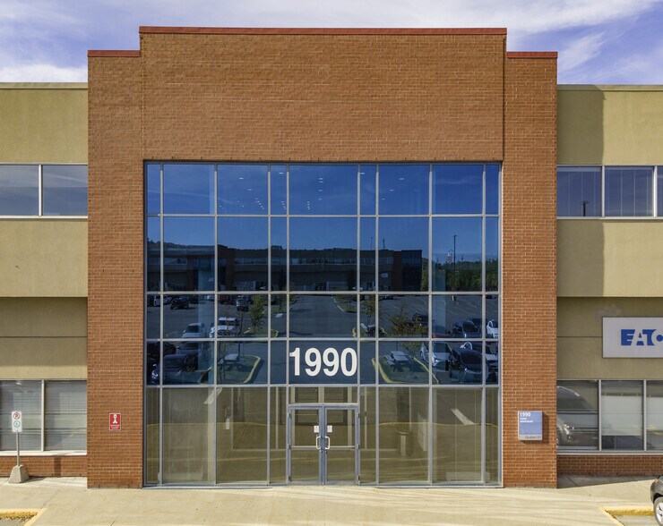 More Photos Of 1990 5E Rue, Lévis Office For Lease