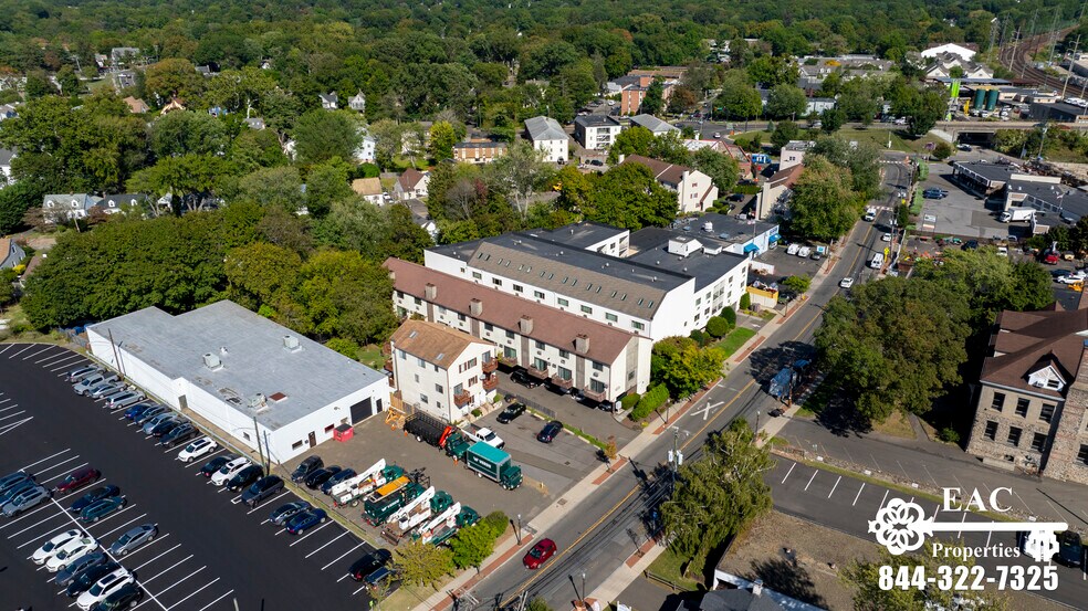 More Photos Of 20 Crescent St, Stamford Warehouse For Lease