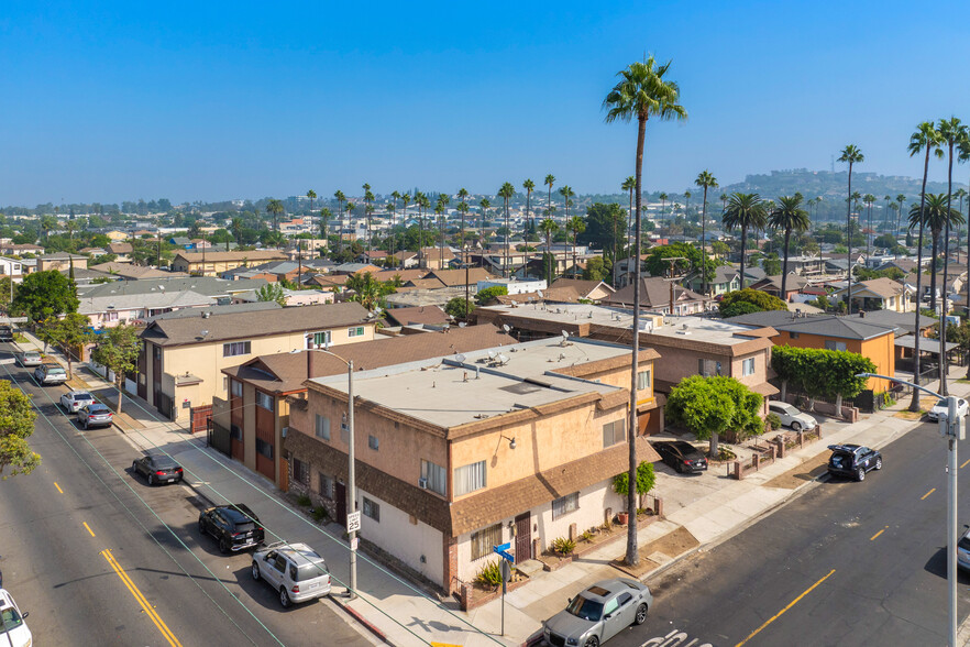 Primary Photo Of 1015 E 20th St, Long Beach Apartments For Sale