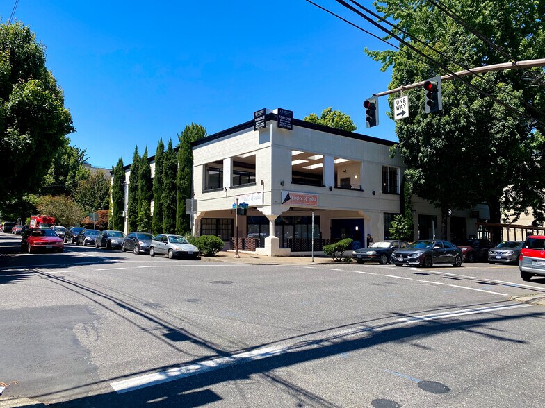 More Photos Of 305 NW 21st Ave, Portland Storefront Retail Office For Lease