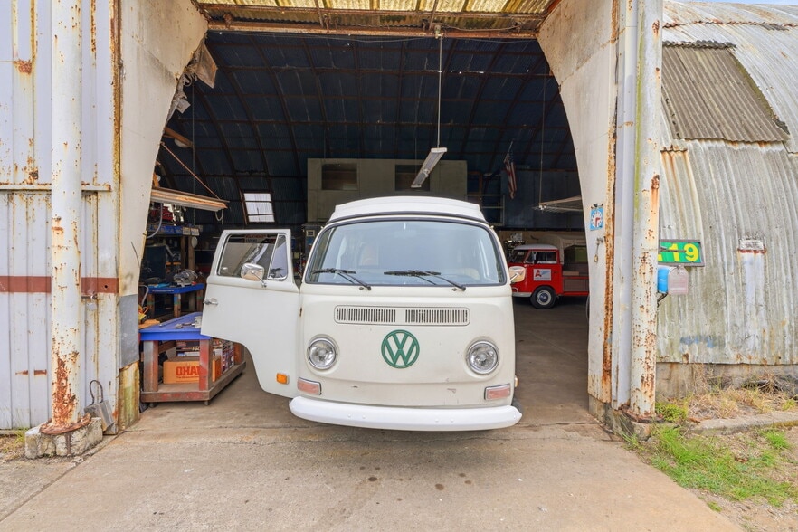 More Photos Of 119 Dewey St, Pacific Grove Auto Repair For Sale