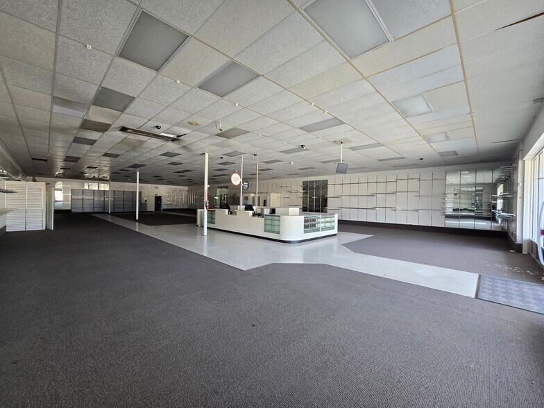 More Photos Of Us 190 @ U.S. 190 & Colfax St., Cameron Unknown For Lease