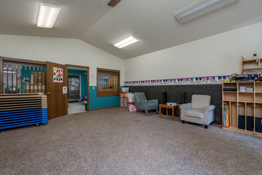 More Photos Of 1500 Edgewood Blvd, North Mankato Schools For Sale