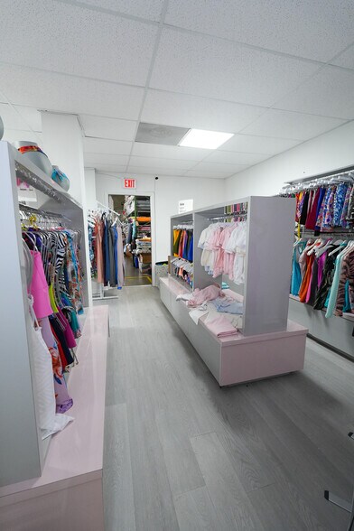 More Photos Of 13605 SW 149th Ave, Miami Warehouse For Sale
