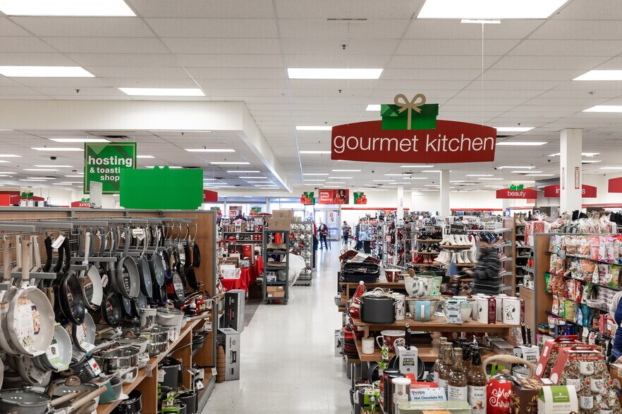 More Photos Of 718-760 W Hammer Ln, Stockton Unknown For Lease