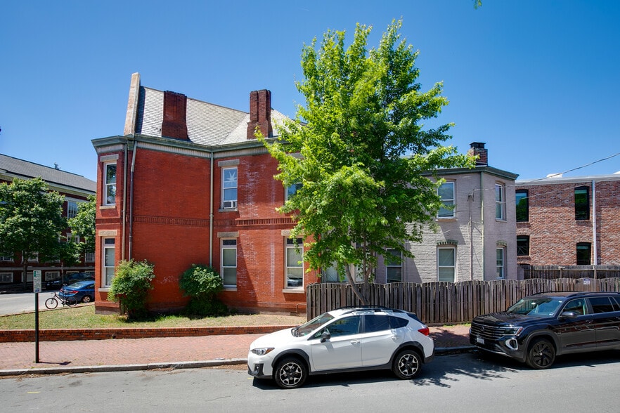 More Photos Of 1300 Floyd Ave, Richmond Multifamily For Sale
