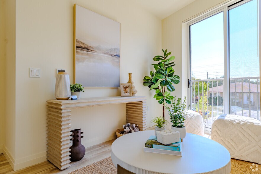 More Photos Of 301 Westmount Rd W, Kitchener Apartments For Lease