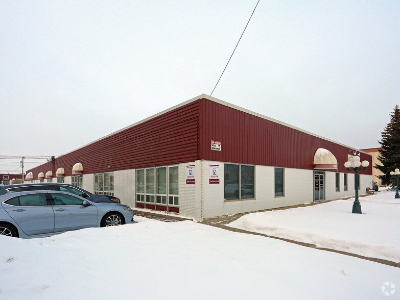 Primary Photo Of 11613 145th St NW, Edmonton Showroom For Lease