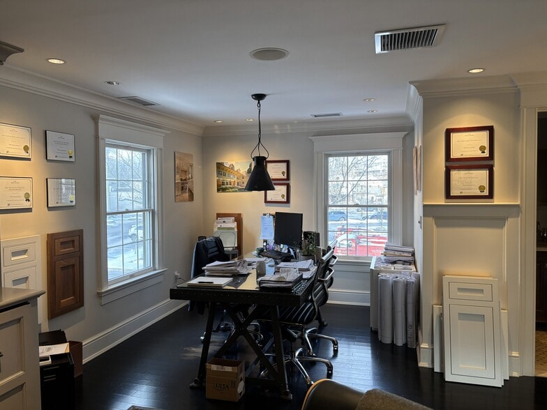 More Photos Of 20 Old Kings Hwy, Darien Medical For Sale