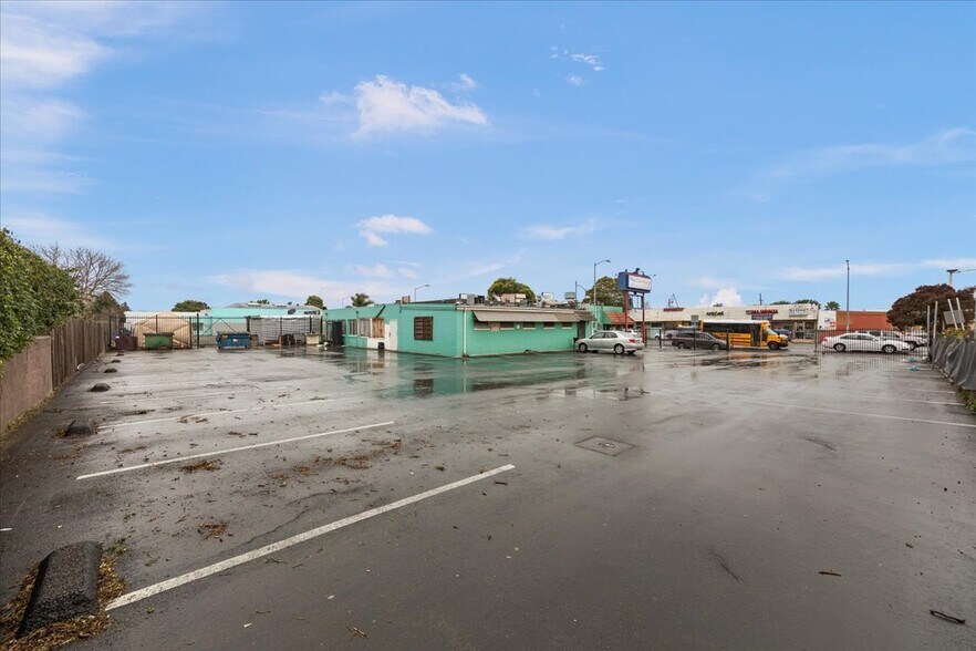 Primary Photo Of 12860 San Pablo Ave, Richmond Restaurant For Sale