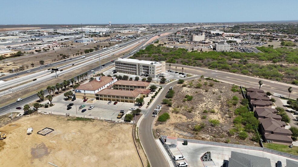 More Photos Of 1400 Hospitality Dr, Laredo Land For Sale