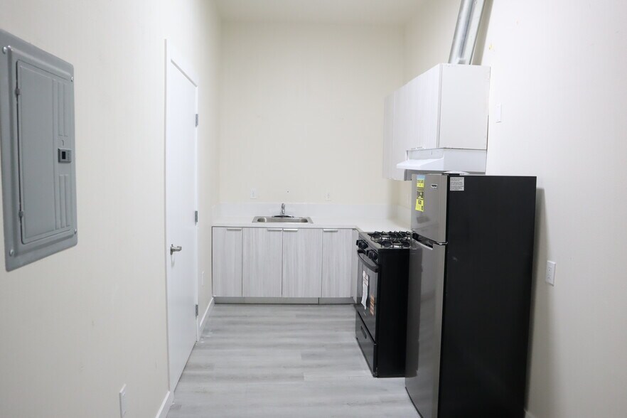 More Photos Of 4821 Compton Ave, Los Angeles Apartments For Sale