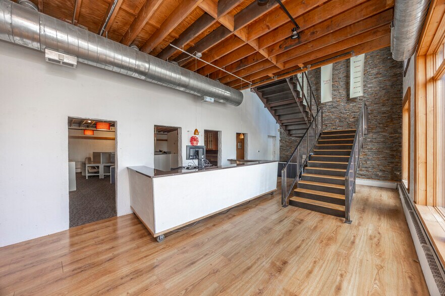 More Photos Of 232 Conestoga Rd, Wayne Loft Creative Space For Sale