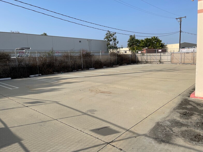 More Photos Of 2230 S Anne St, Santa Ana Manufacturing For Sale