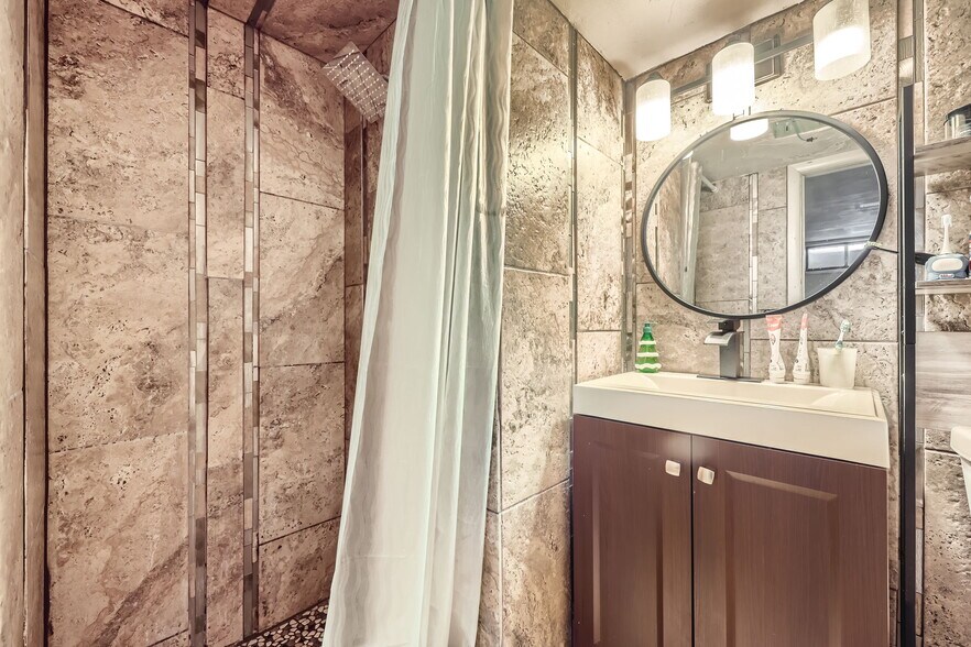 More Photos Of 8690 Verbena St, Commerce City Warehouse For Sale