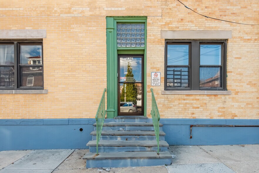 More Photos Of 536-542 N High St, Mount Vernon Apartments For Sale