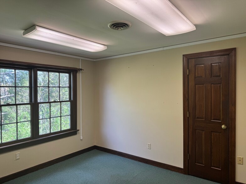 More Photos Of 3201 Hungary Spring Rd, Richmond Office Residential For Sale