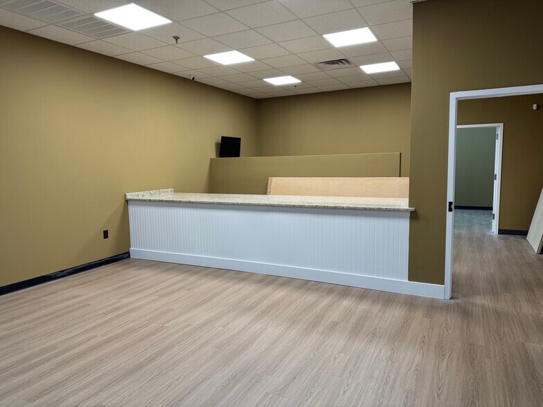 More Photos Of 470-582 State Route 35, Red Bank Freestanding For Lease