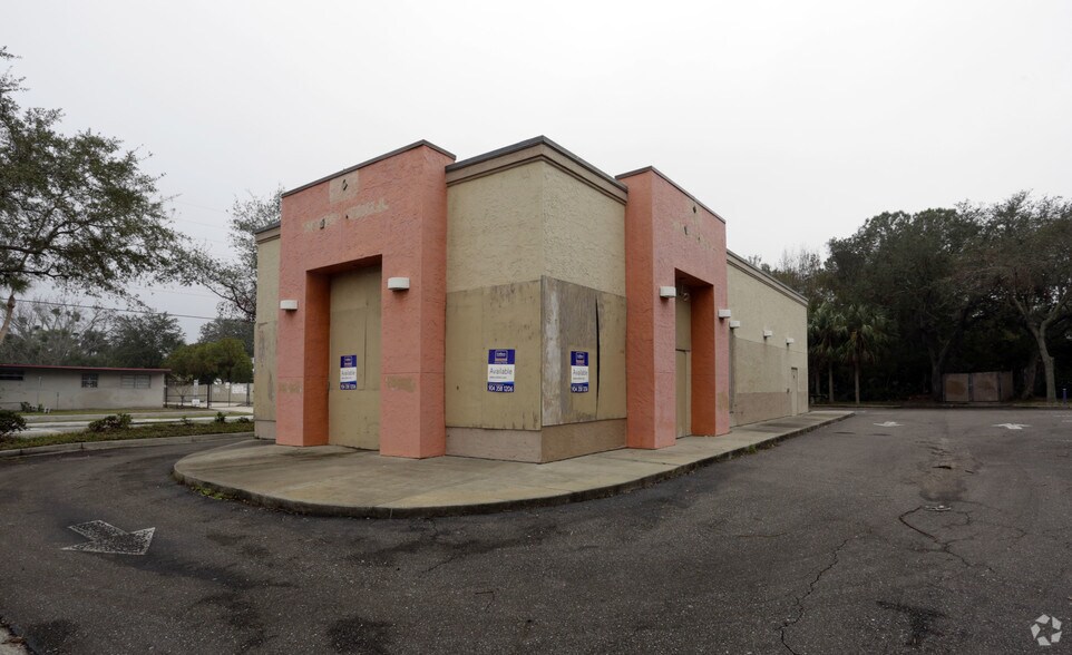 More Photos Of 14444 Beach Blvd, Jacksonville Unknown For Lease