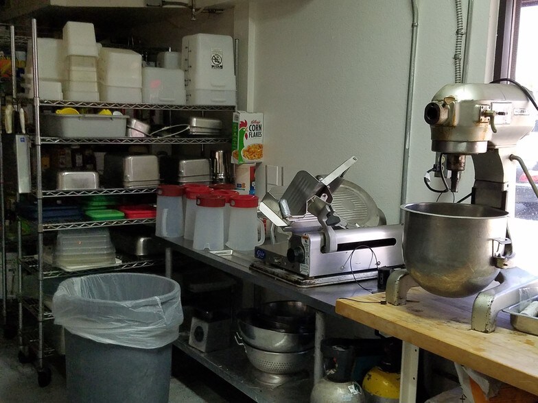 More Photos Of 333 S Lake Havasu Ave, Lake Havasu City Restaurant For Sale