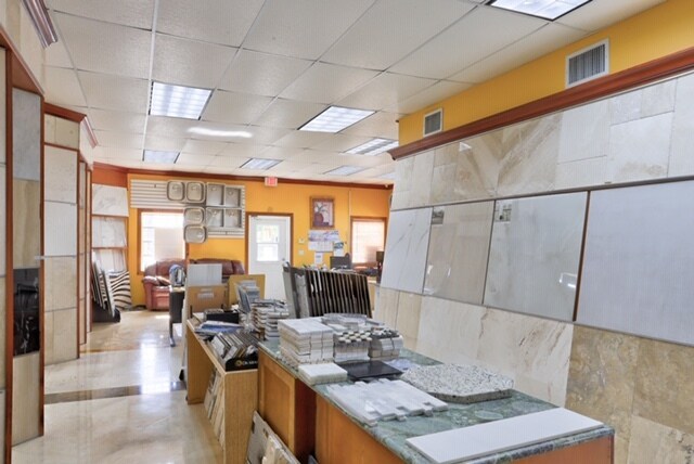 More Photos Of 517 NE 5th Ave, Boynton Beach Freestanding For Lease