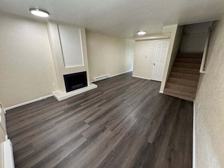 More Photos Of 820 32nd St, Bellingham Apartments For Sale