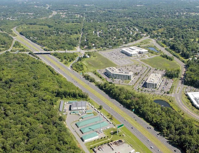 More Photos Of 100 Princeton South Corporate Ctr, Ewing Unknown For Lease