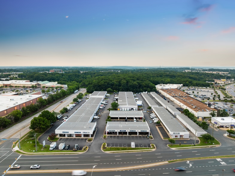 More Photos Of 3035-3099 PS Business Center Dr, Woodbridge Unknown For Lease
