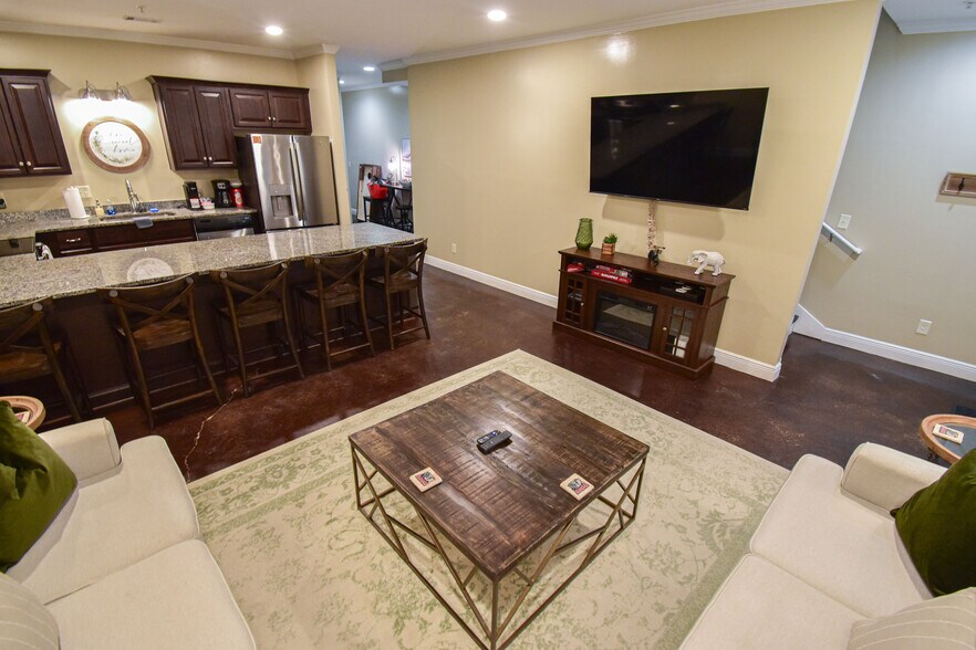 More Photos Of , Tuscaloosa Unknown For Sale