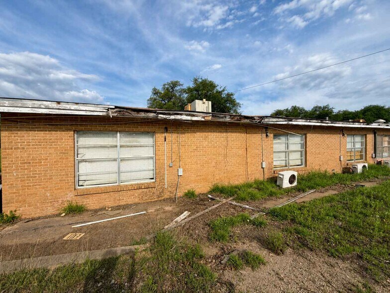 More Photos Of 1901 W Elliott St, Breckenridge Office For Sale