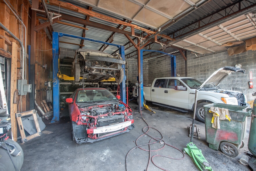 More Photos Of 2838 Bladensburg Rd NE, Washington Service For Lease