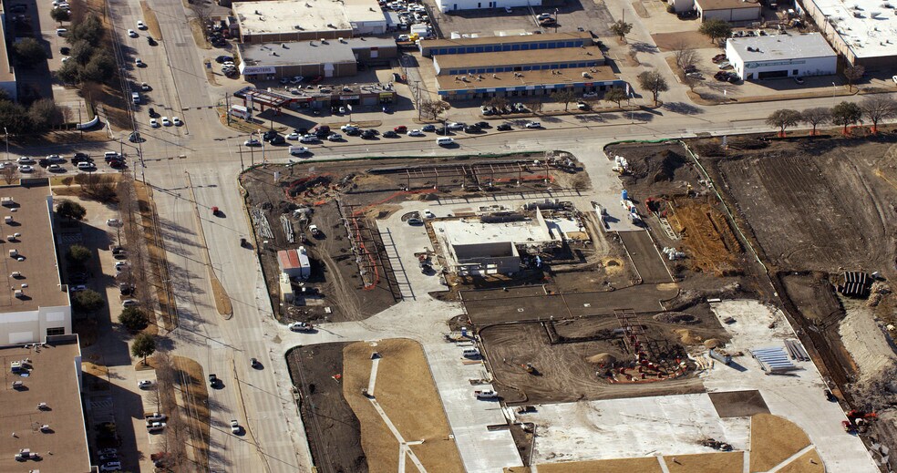More Photos Of 1910 S Jupiter Rd, Garland Service Station For Lease