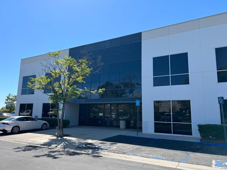 More Photos Of 23351-23361 Madero, Mission Viejo Research And Development For Lease