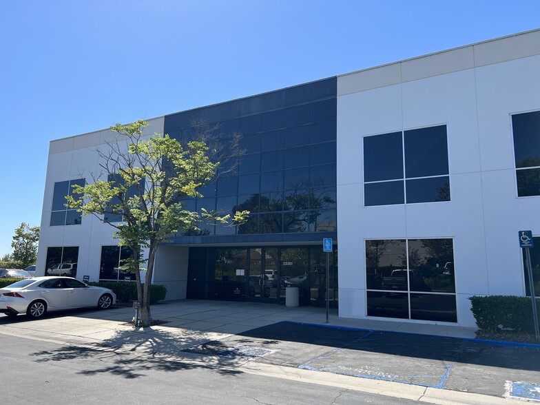 More Photos Of 23351-23361 Madero, Mission Viejo Research And Development For Lease