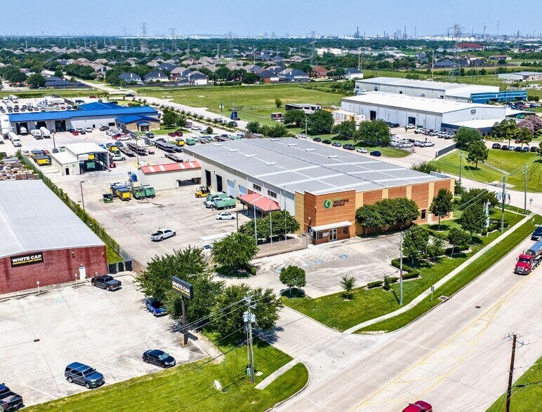 More Photos Of 2402 S Battleground Rd, Deer Park Warehouse For Sale