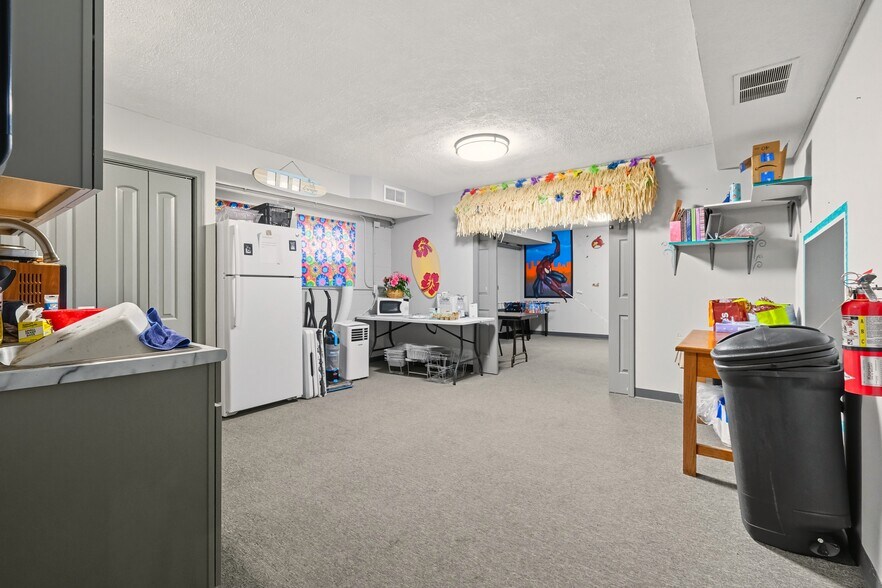 More Photos Of 1400 Paradise View St, Mansfield Office For Sale