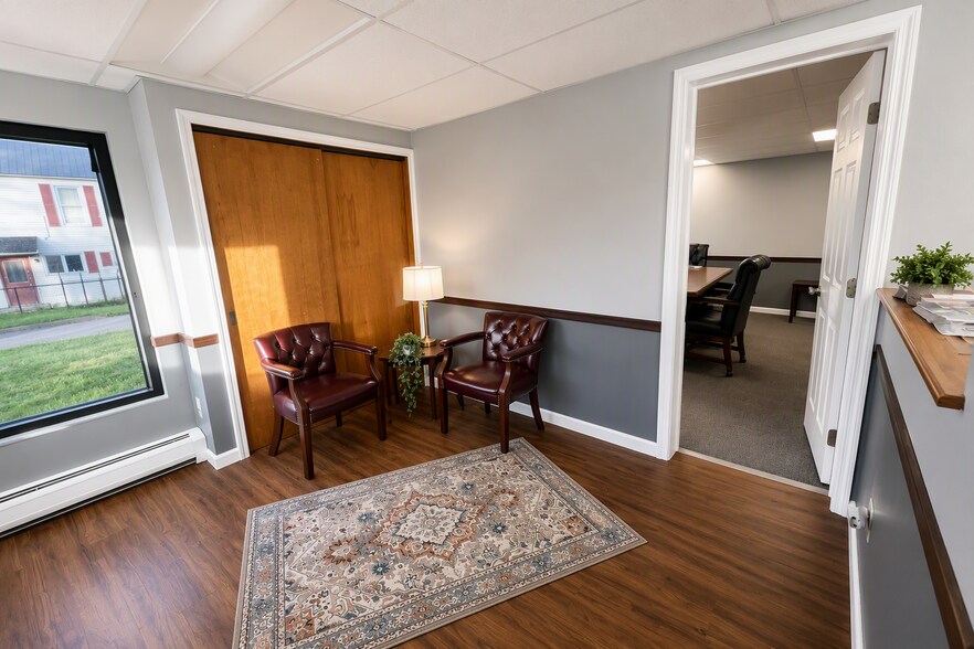 Primary Photo Of 164 Main St, Ravena Coworking Space