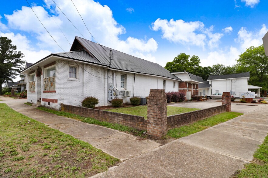 More Photos Of 306 W Pine St, Goldsboro Apartments For Sale