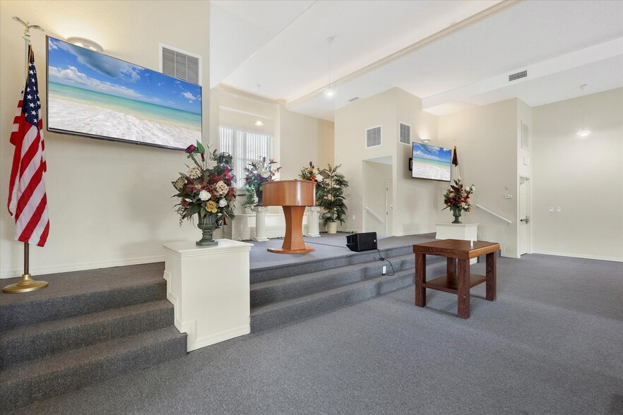 More Photos Of 2623 Vasco St, Punta Gorda Religious Facility For Sale