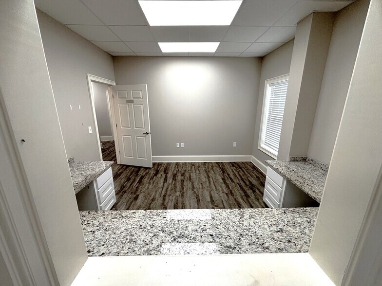 More Photos Of 629 E Forsyth St, Americus Office For Sale