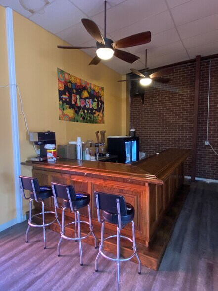 More Photos Of 507 S Lafayette St, Shelby General Retail For Sale