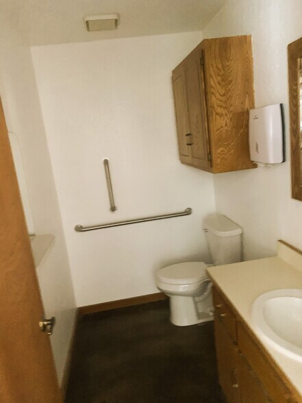 More Photos Of 5300 E Highway 37, Tuttle Storefront Retail Office For Lease