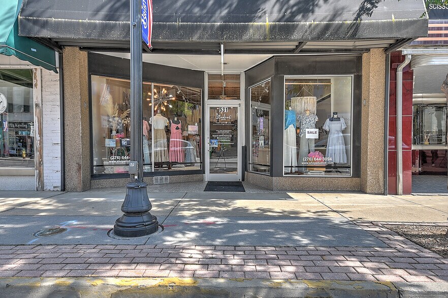 More Photos Of 531 State St, Bristol Storefront Retail Office For Sale