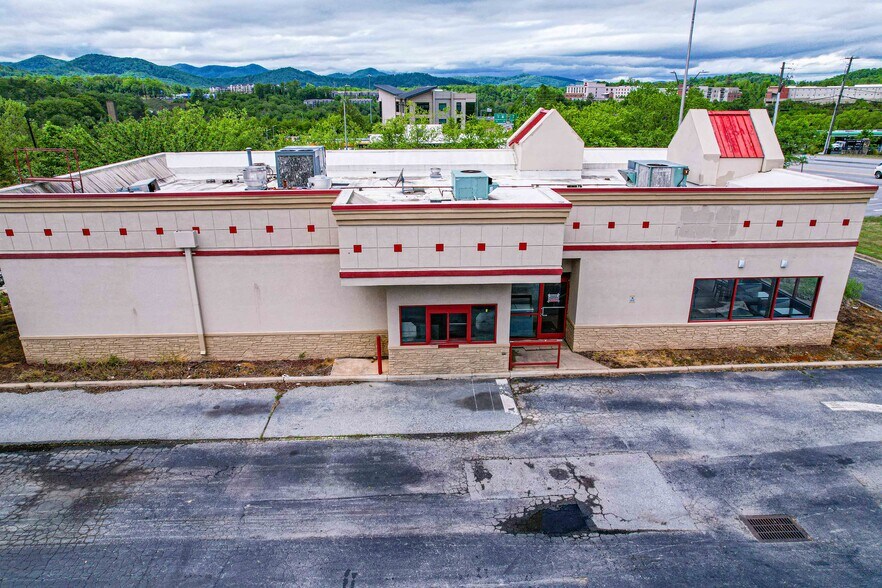 More Photos Of 375 Long Shoals Rd, Arden Fast Food For Sale