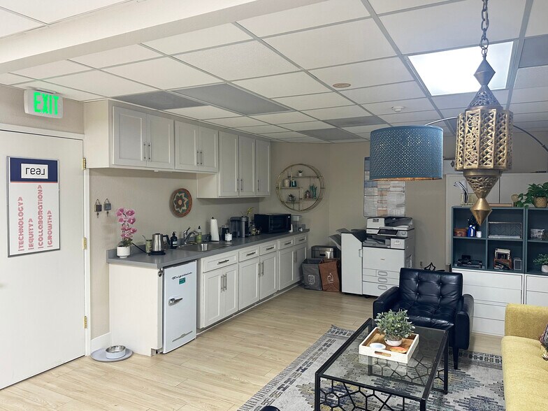 More Photos Of 604 3rd St, Davis Office For Lease