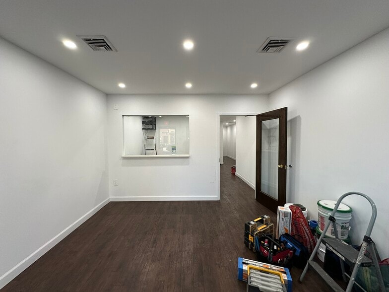 More Photos Of 340A 9th St, Brooklyn Healthcare For Lease